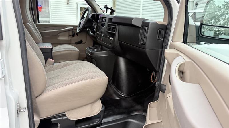 Chevrolet Express 2500 Cargo 2011