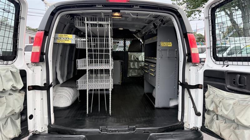 Chevrolet Express 2500 Cargo 2011