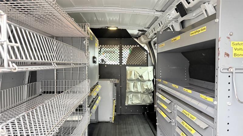 Chevrolet Express 2500 Cargo 2011