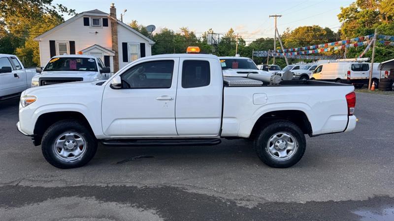 Toyota Tacoma SR5 Access Cab I4 6AT 4WD 2016