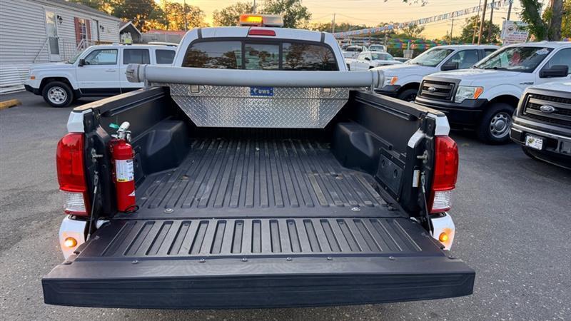 Toyota Tacoma SR5 Access Cab I4 6AT 4WD 2016