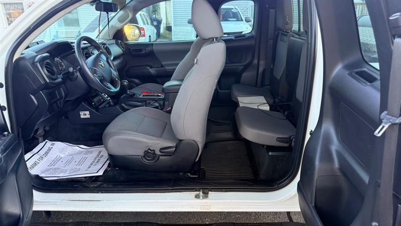 Toyota Tacoma SR5 Access Cab I4 6AT 4WD 2016
