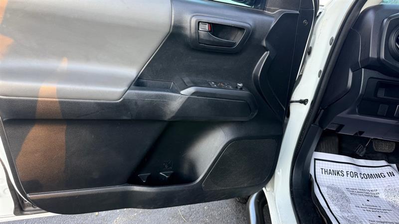 Toyota Tacoma SR5 Access Cab I4 6AT 4WD 2016