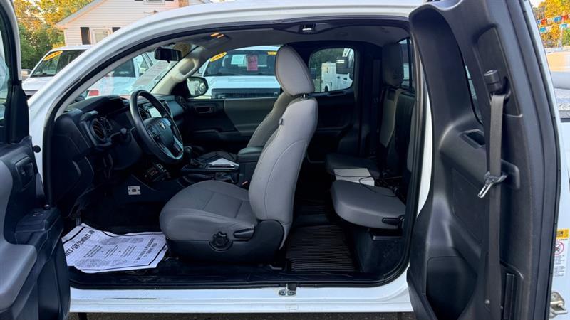 Toyota Tacoma SR5 Access Cab I4 6AT 4WD 2016