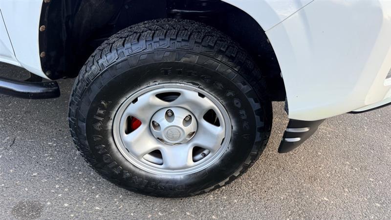 Toyota Tacoma SR5 Access Cab I4 6AT 4WD 2016