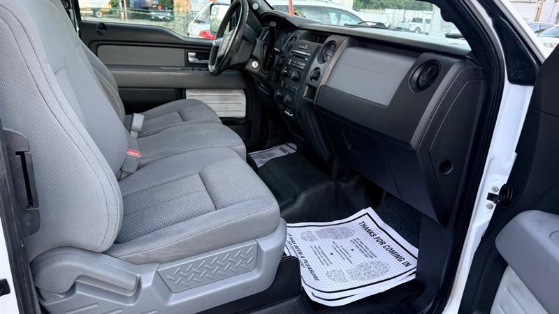 Ford F-150 XL SuperCab 8-ft. Bed 4WD 2014