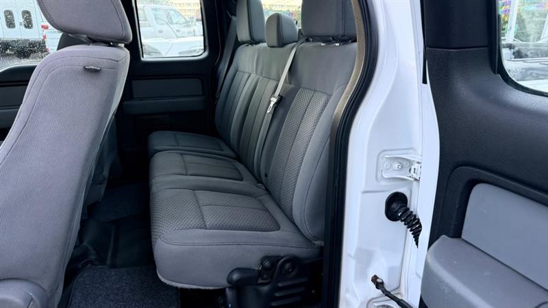 Ford F-150 XL SuperCab 8-ft. Bed 4WD 2014