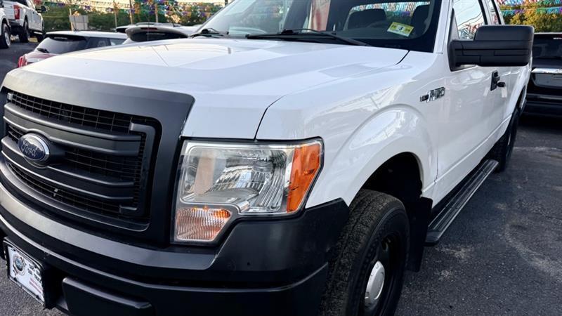Ford F-150 XL SuperCab 8-ft. Bed 4WD 2014