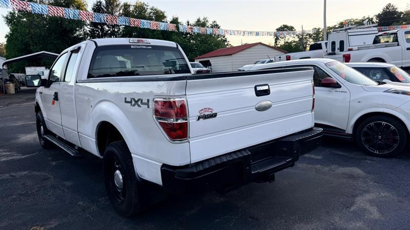Ford F-150 XL SuperCab 8-ft. Bed 4WD 2014