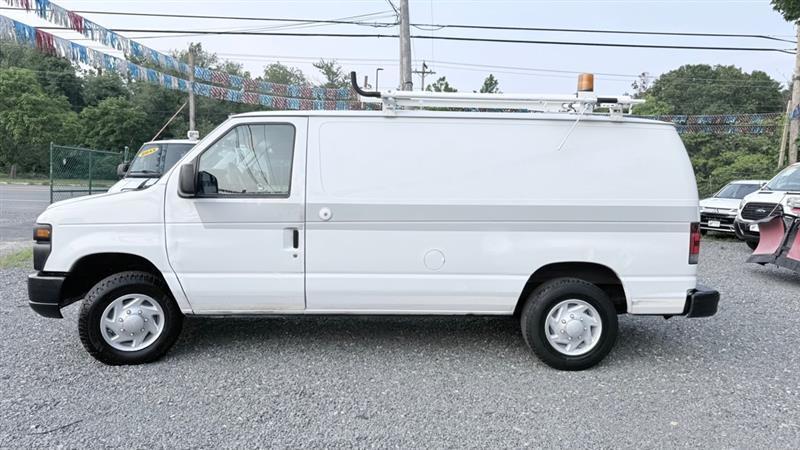 Ford Econoline E-150 2012