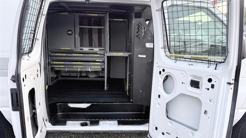 Ford Econoline E-150 2012