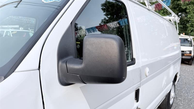 Ford Econoline E-150 2012