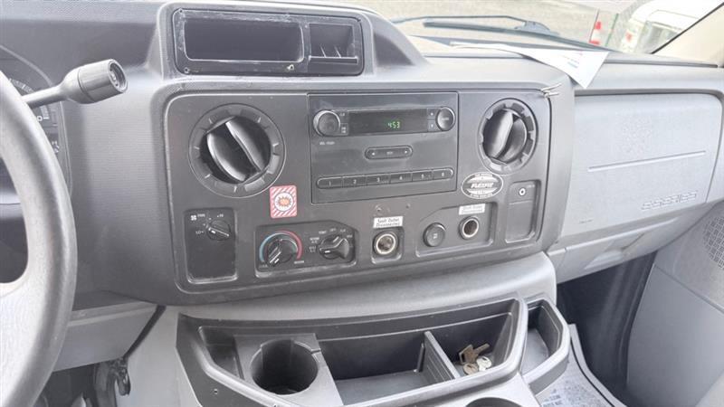 Ford Econoline E-150 2012