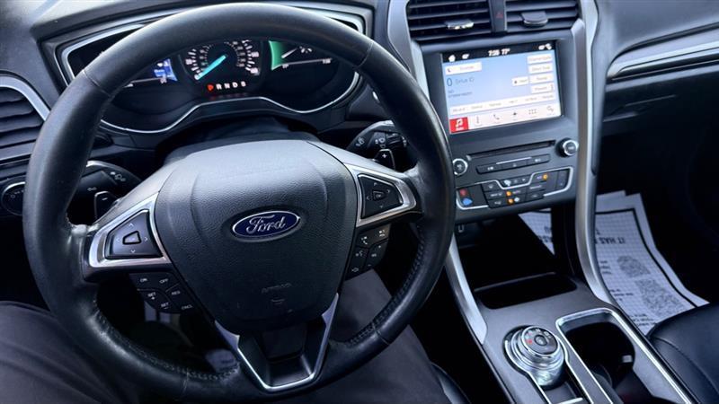 Ford Fusion SE 2017