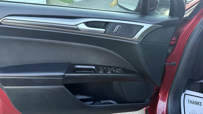 Ford Fusion SE 2017