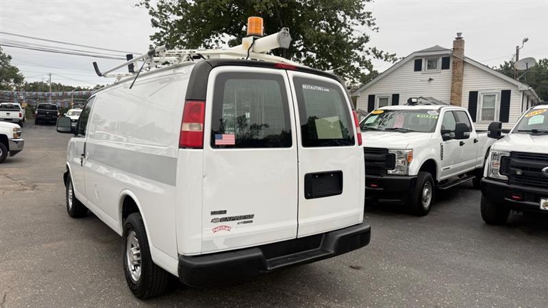 Chevrolet Express 2500 Cargo 2011