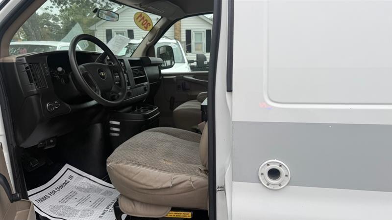 Chevrolet Express 2500 Cargo 2011