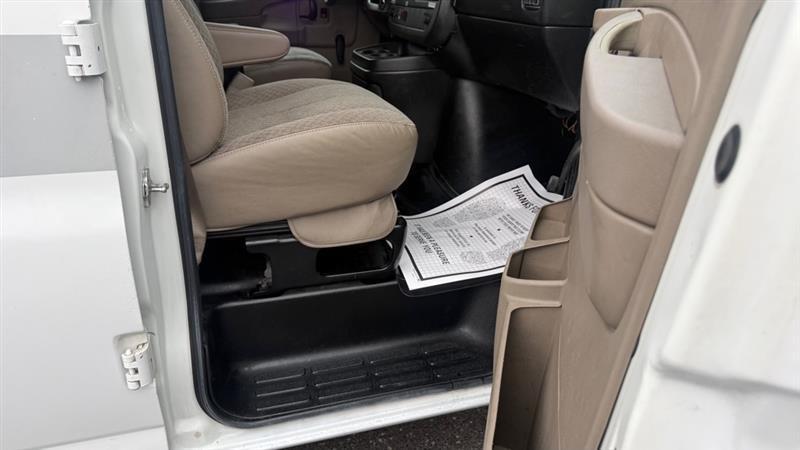 Chevrolet Express 2500 Cargo 2011