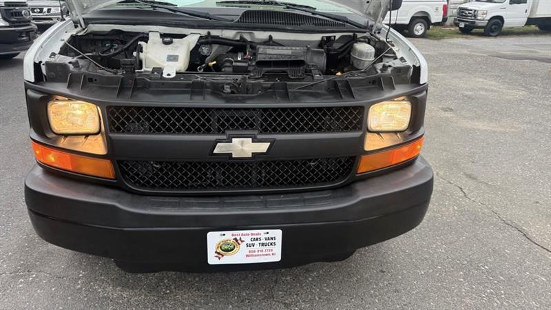 Chevrolet Express 2500 Cargo 2011