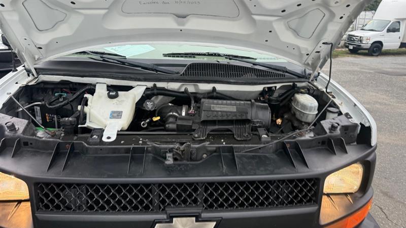 Chevrolet Express 2500 Cargo 2011