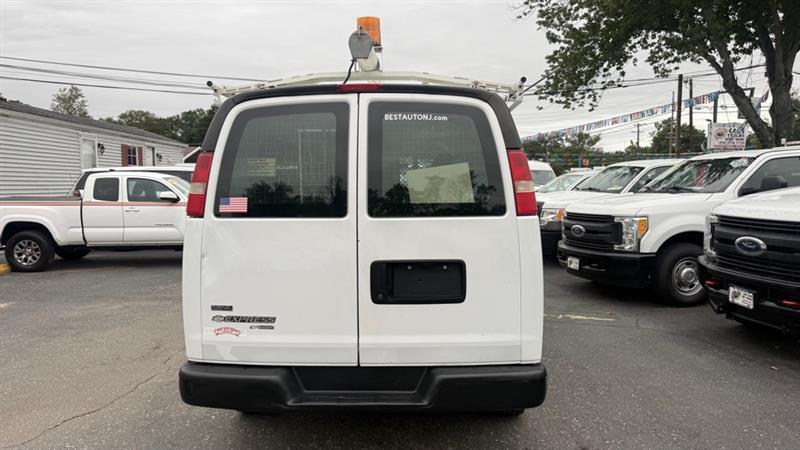 Chevrolet Express 2500 Cargo 2011