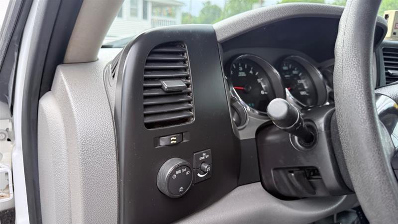 Chevrolet Silverado 3500HD Work Truck Crew Cab 2WD 2014