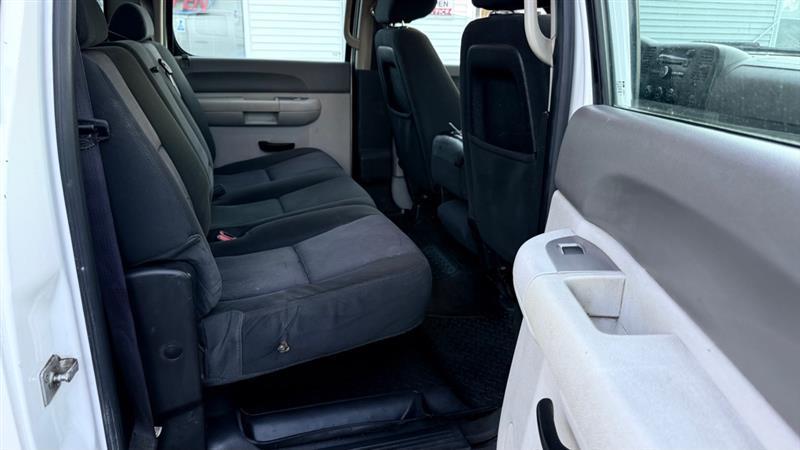 Chevrolet Silverado 3500HD Work Truck Crew Cab 2WD 2012