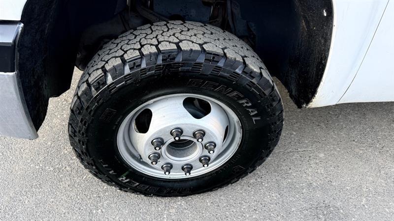 Chevrolet Silverado 3500HD Work Truck Crew Cab 2WD 2012