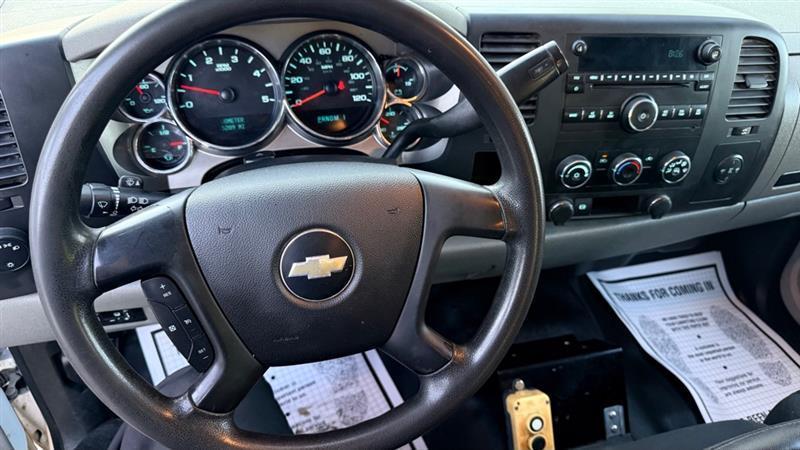Chevrolet Silverado 3500HD Work Truck Crew Cab 2WD 2012