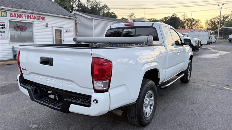 Toyota Tacoma SR5 Access Cab I4 6AT 4WD 2016