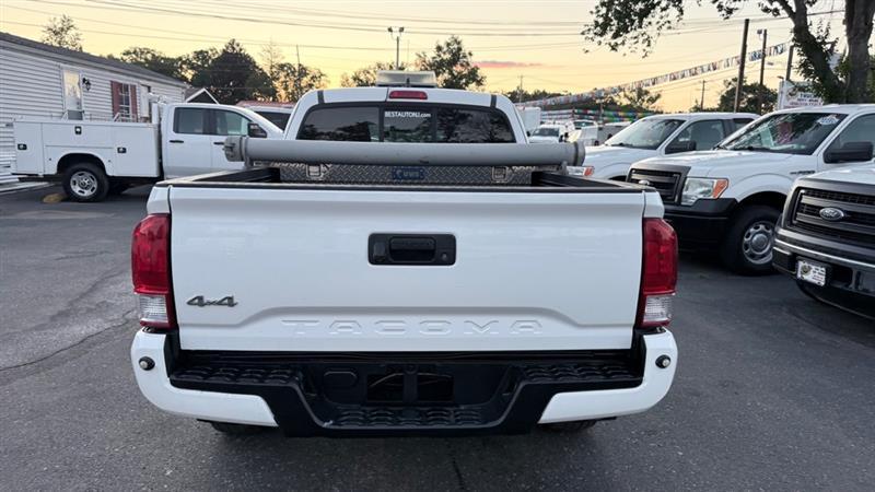 Toyota Tacoma SR5 Access Cab I4 6AT 4WD 2016