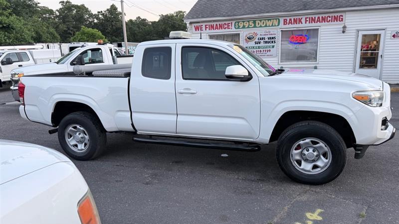 Toyota Tacoma SR5 Access Cab I4 6AT 4WD 2016