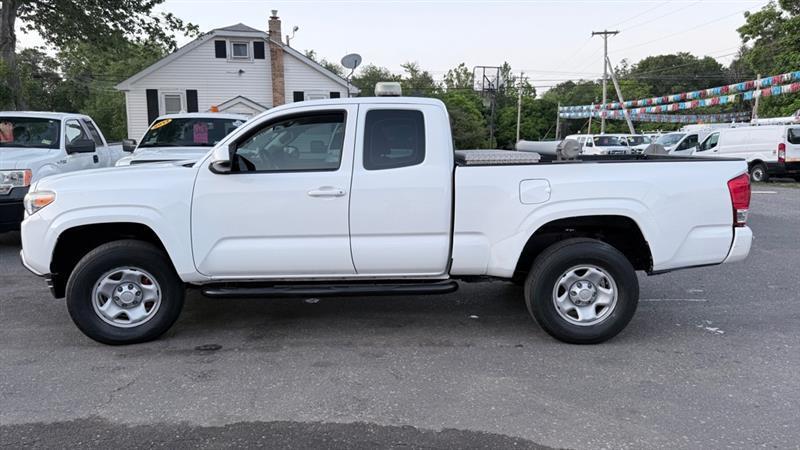 Toyota Tacoma SR5 Access Cab I4 6AT 4WD 2016