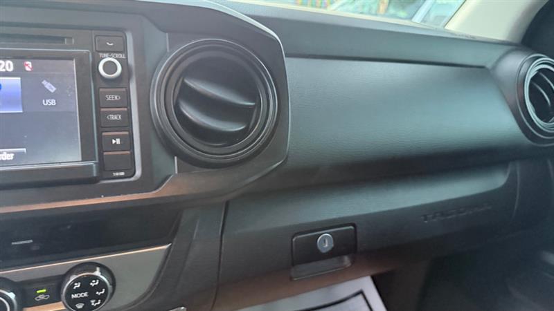 Toyota Tacoma SR5 Access Cab I4 6AT 4WD 2016