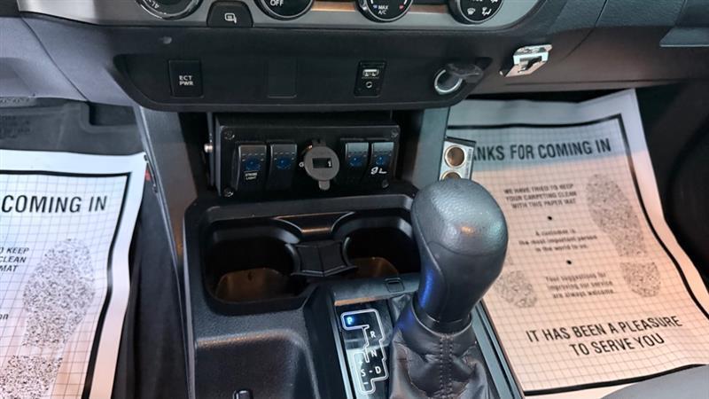 Toyota Tacoma SR5 Access Cab I4 6AT 4WD 2016