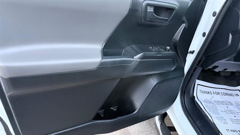 Toyota Tacoma SR5 Access Cab I4 6AT 4WD 2016