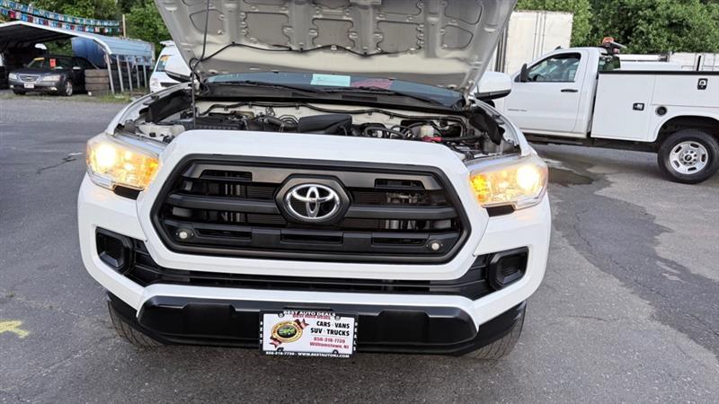 Toyota Tacoma SR5 Access Cab I4 6AT 4WD 2016