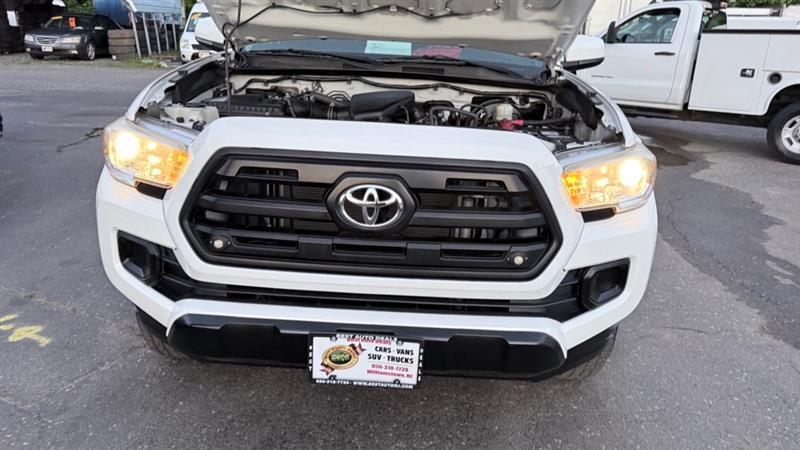 Toyota Tacoma SR5 Access Cab I4 6AT 4WD 2016