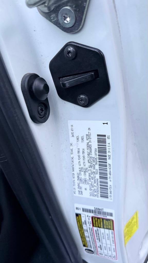 Toyota Tacoma SR5 Access Cab I4 6AT 4WD 2016