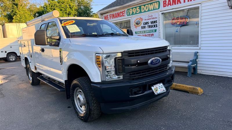 Ford F-250 SD XL SuperCab 4WD 2019