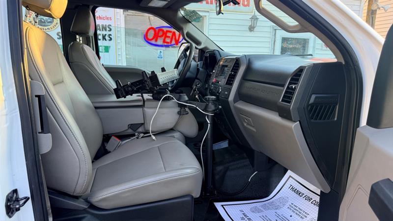 Ford F-250 SD XL SuperCab 4WD 2019
