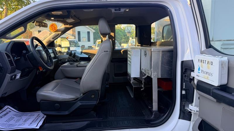 Ford F-250 SD XL SuperCab 4WD 2019