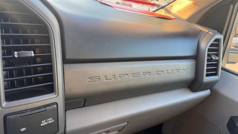 Ford F-250 SD XL SuperCab 4WD 2019