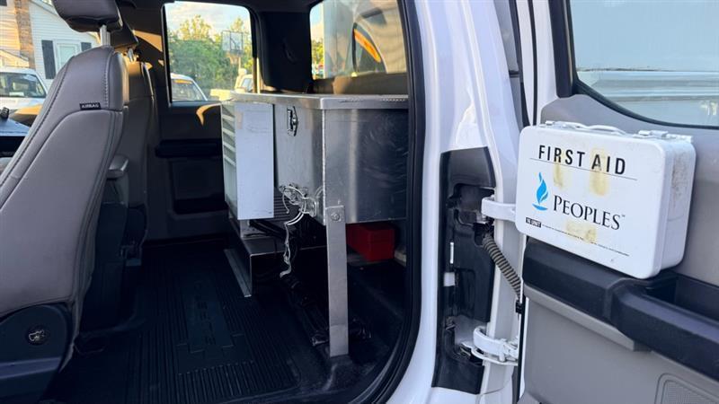Ford F-250 SD XL SuperCab 4WD 2019