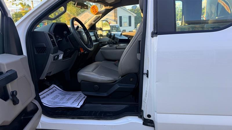 Ford F-250 SD XL SuperCab 4WD 2019