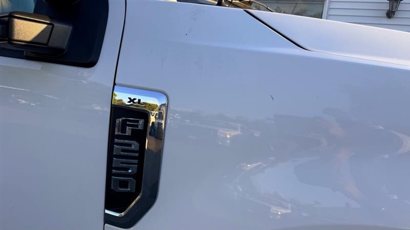 Ford F-250 SD XL SuperCab 4WD 2019