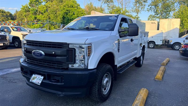 Ford F-250 SD XL SuperCab 4WD 2019