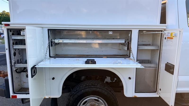 Ford F-250 SD XL SuperCab 4WD 2019