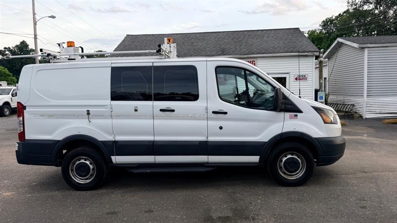 Ford Transit 250 Van Low Roof 60/40 Pass.130-in. WB 2017