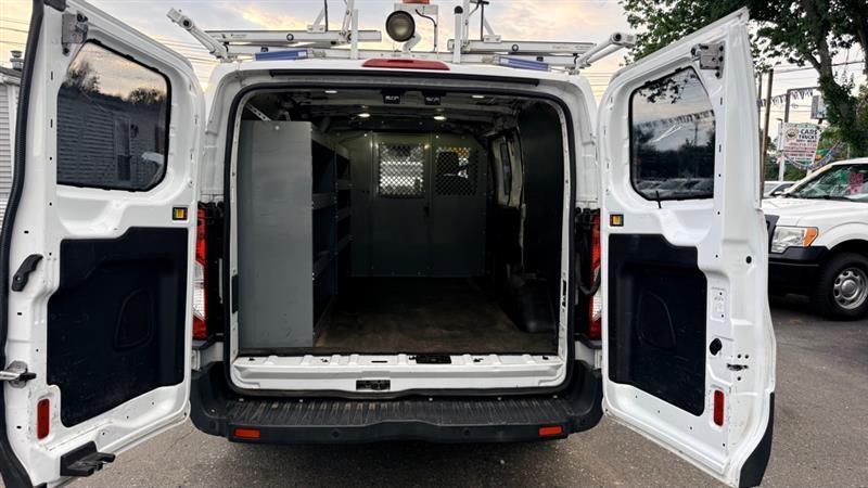 Ford Transit 250 Van Low Roof 60/40 Pass.130-in. WB 2017